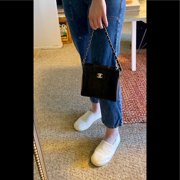 Chanel Mini Flap Bag Black Leather - Picture 8 of 9